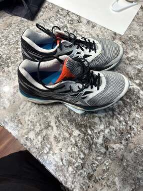 ASICS Gel-Cumulus 18 Men's Running Shoes Silver Black T6C3N Size 11